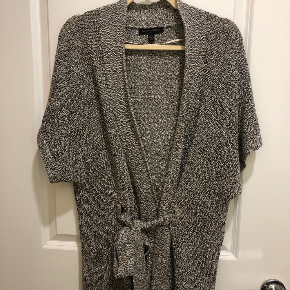 Banana Republic grey and black knit sweater w/ tie